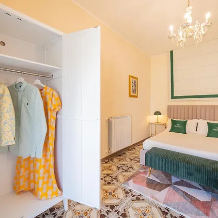 Achilles Apartment *