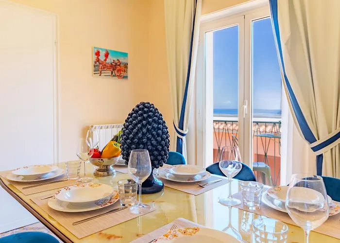 Achilles Apartment Giardini Naxos